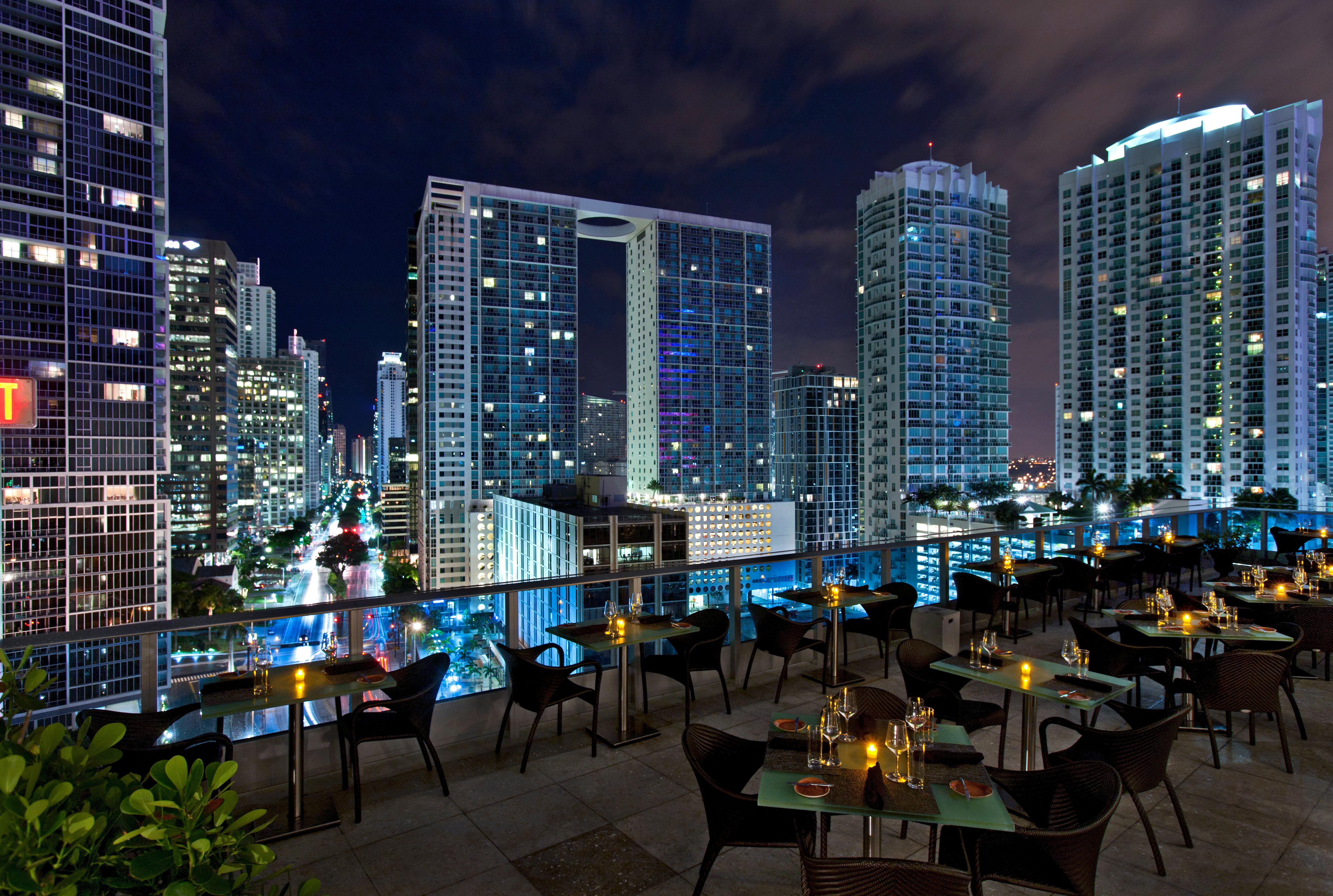 Kimpton Epic Hotel, An Ihg Hotel Miami Exteriör bild